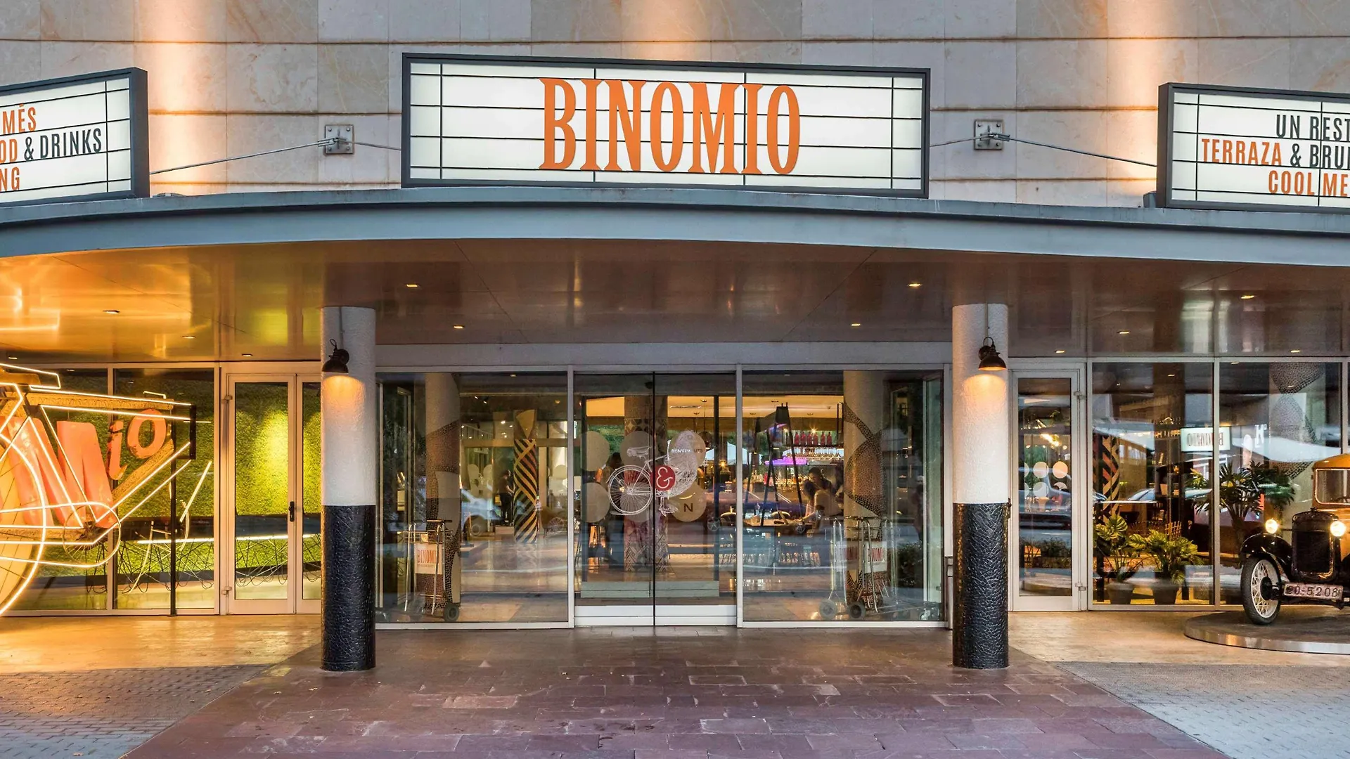 Novotel Barcelona Cornella Cornellà de Llobregat 4*,  Španělsko